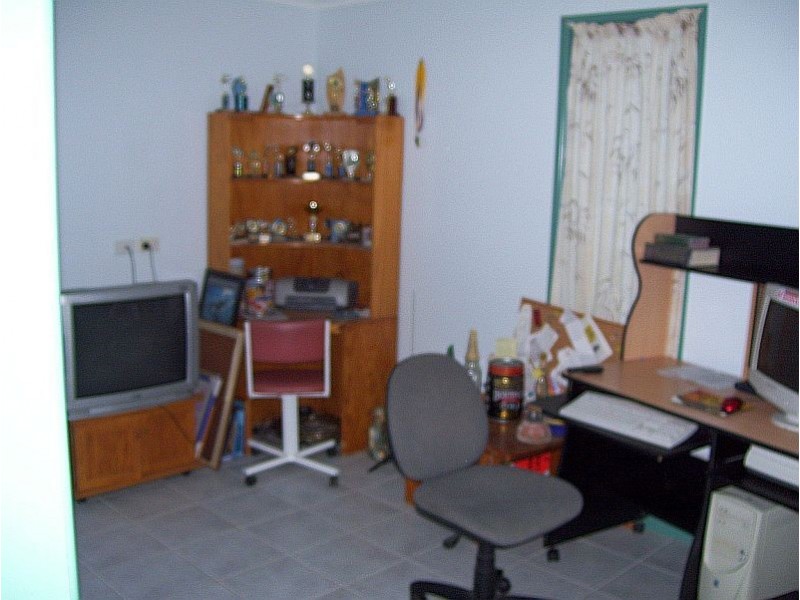 17 Kimberley Ave, Southside QLD 4570