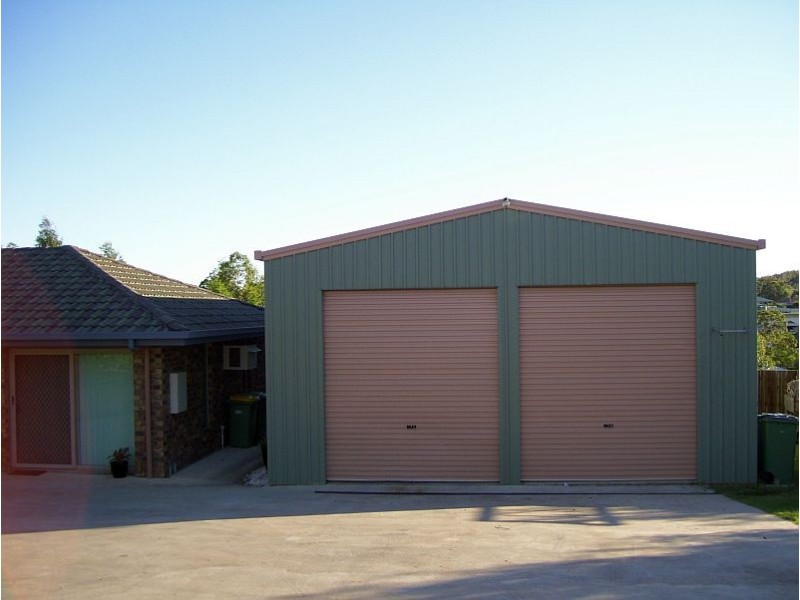 17 Kimberley Ave, Southside QLD 4570