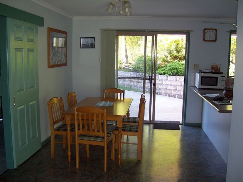 17 Kimberley Ave, Southside QLD 4570