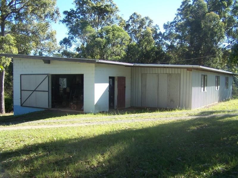 880 Tin Can Bay Rd, Canina QLD 4570