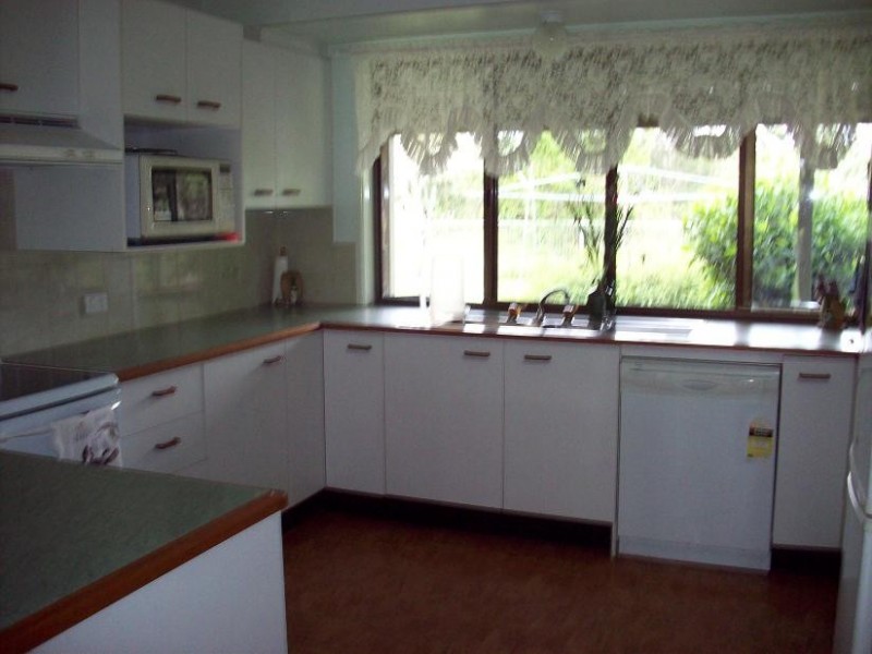 1013 Bruce Highway, Kybong QLD 4570