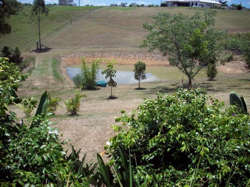 77 Pine Valley Rd, Pie Creek QLD 4570