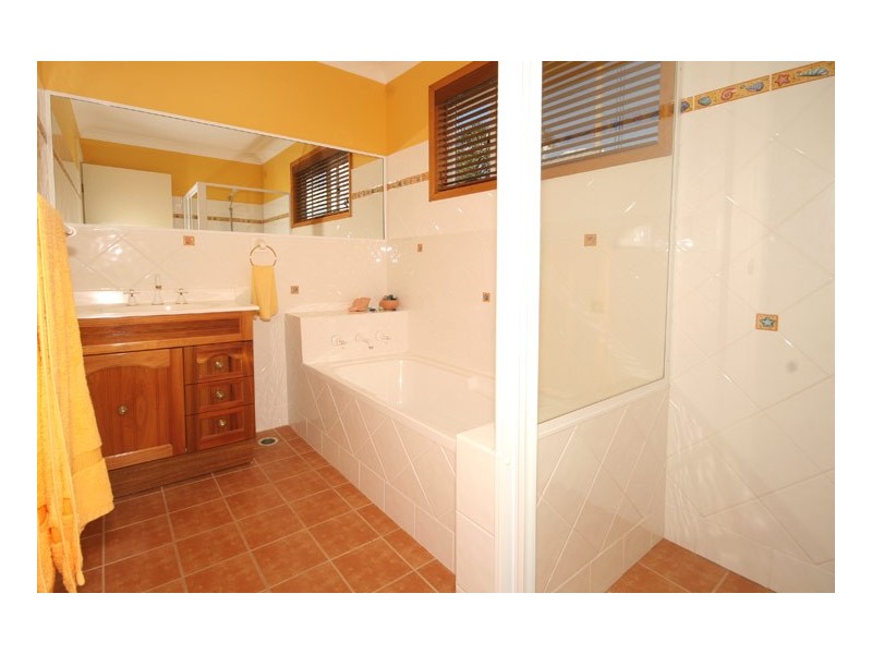 46 Helmsman Boulevarde, St Huberts Island NSW 2257