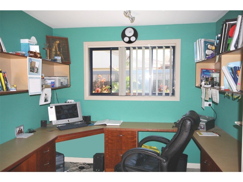 32 Nautilus Crescent, St Huberts Island NSW 2257