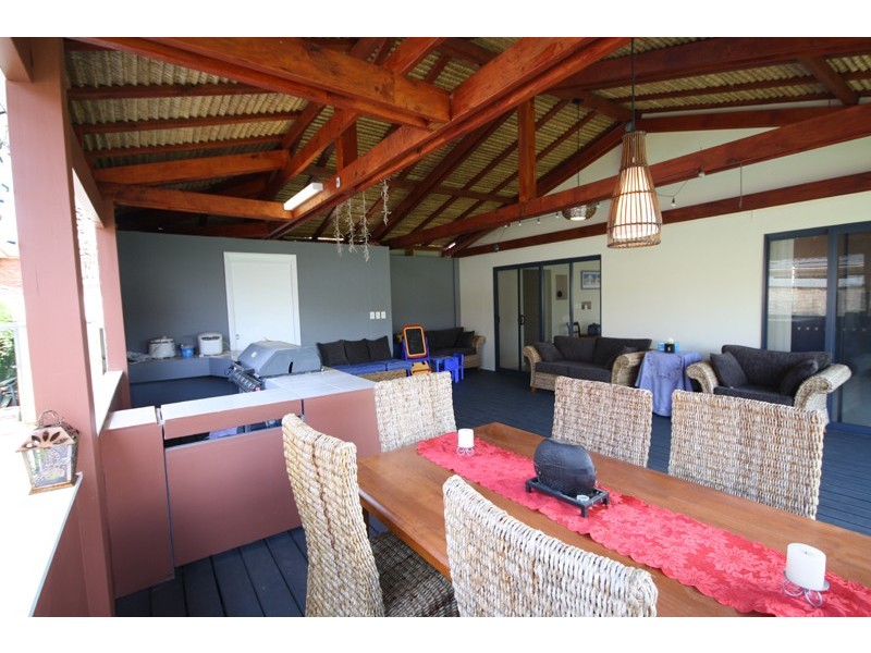 32 Nautilus Crescent, St Huberts Island NSW 2257