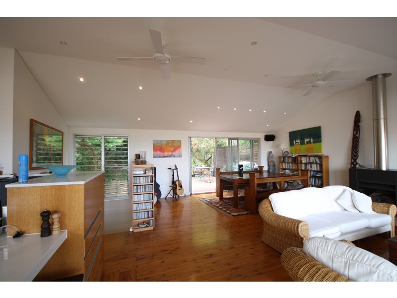 102 Del Monte Place, Copacabana NSW 2251