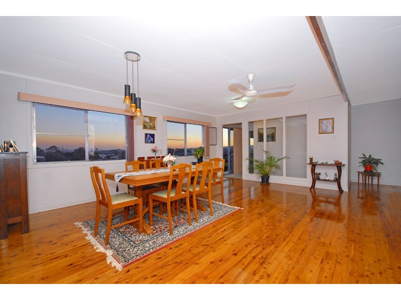 49 Dunedoo Street, Stafford QLD 4053