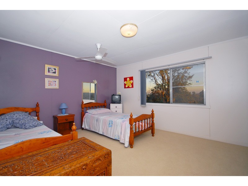 49 Dunedoo Street, Stafford QLD 4053