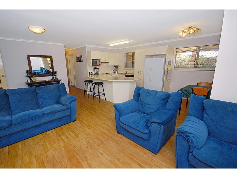 49 Arrakune Crescent, Kallangur QLD 4503