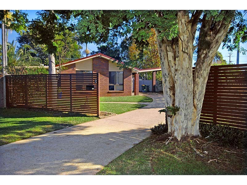 49 Arrakune Crescent, Kallangur QLD 4503