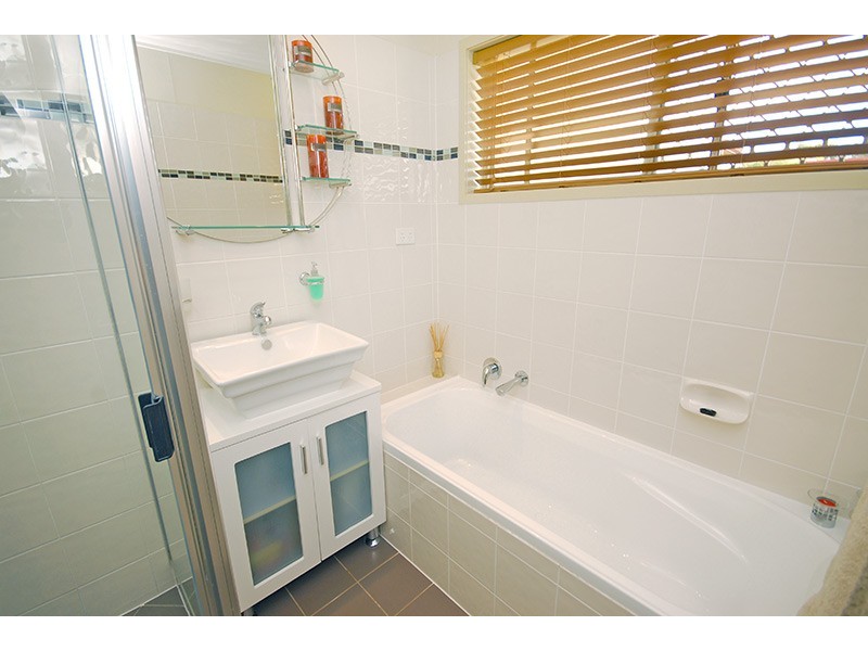 32 Rinnicrew Street, Bracken Ridge QLD 4017