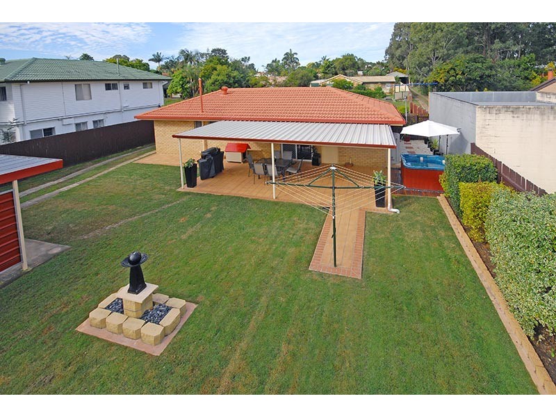 32 Rinnicrew Street, Bracken Ridge QLD 4017