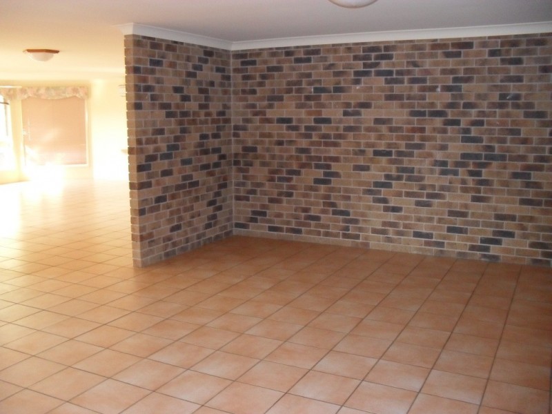 24 Caroline Court, Beaudesert QLD 4285