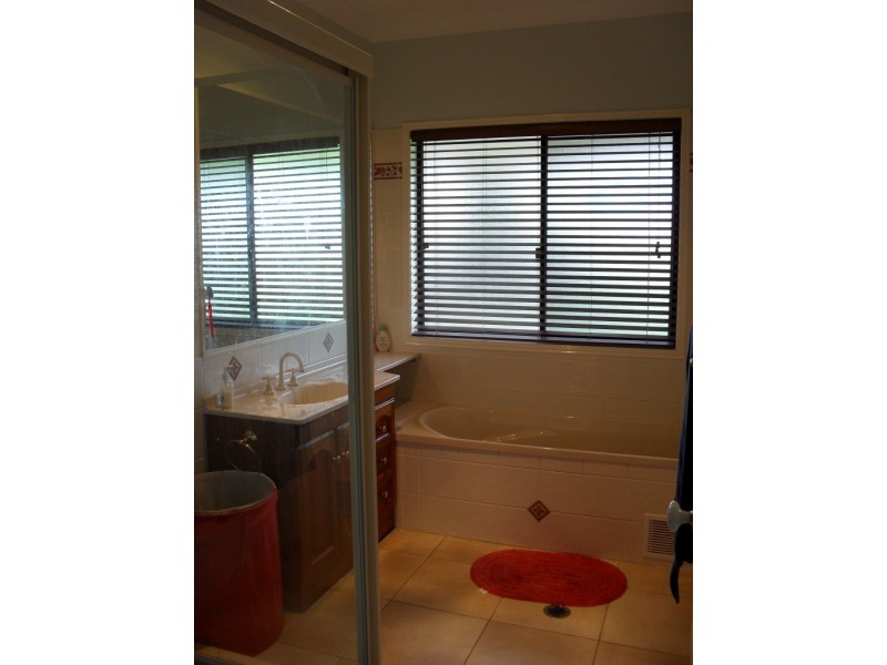 Tarome QLD 4309