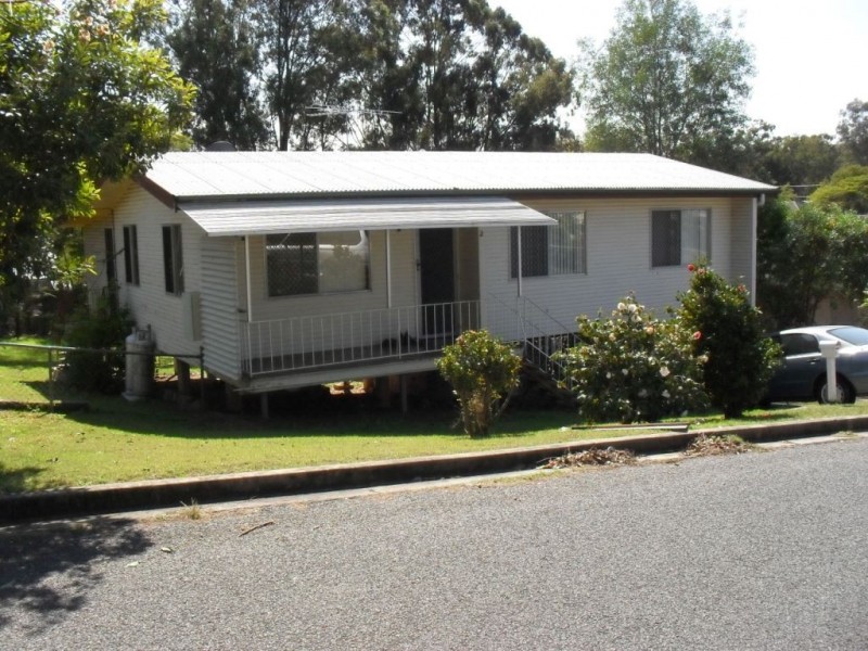 2 Lane Street, Beaudesert QLD 4285