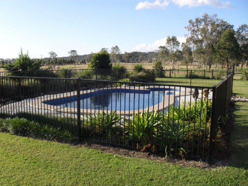 Laravale QLD 4285