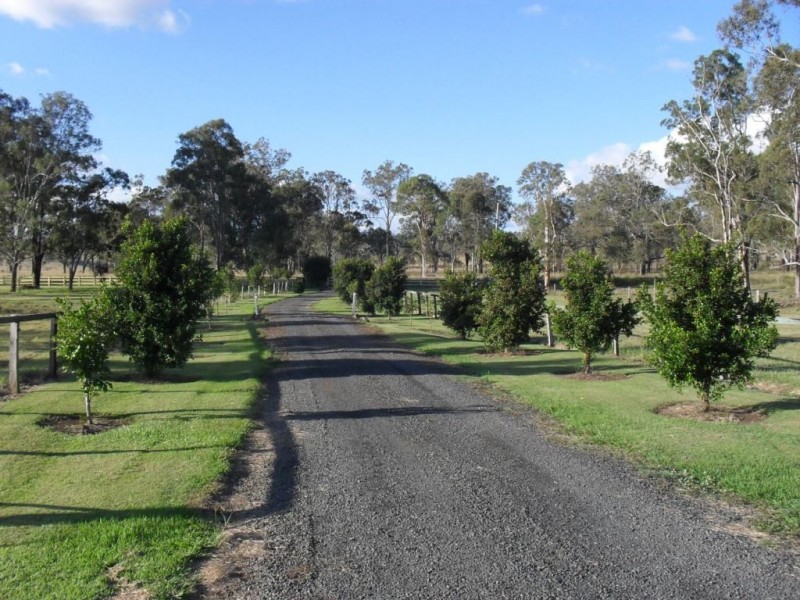 Laravale QLD 4285
