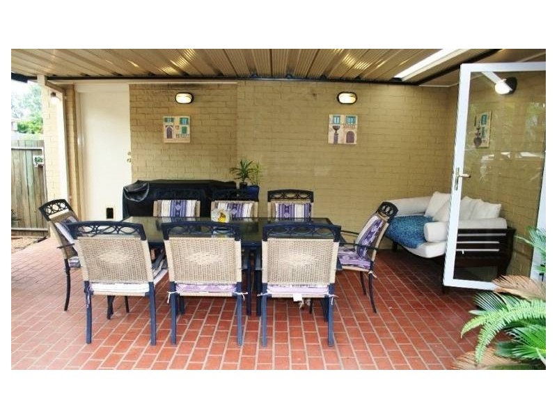 16 Kathleen Crescent, Beaudesert QLD 4285