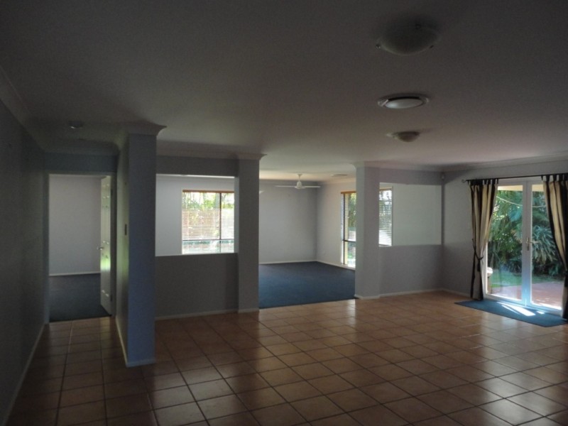 16 Kathleen Crescent, Beaudesert QLD 4285