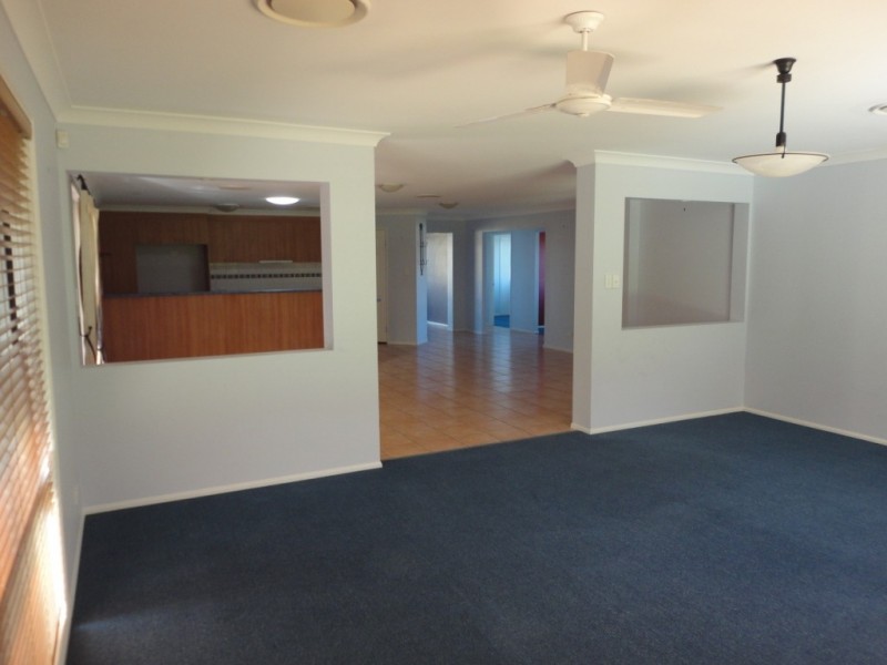 16 Kathleen Crescent, Beaudesert QLD 4285