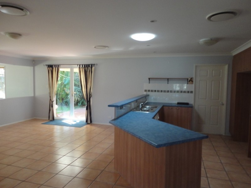 16 Kathleen Crescent, Beaudesert QLD 4285