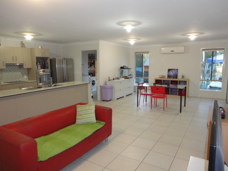 14 Corona Court, Beaudesert QLD 4285