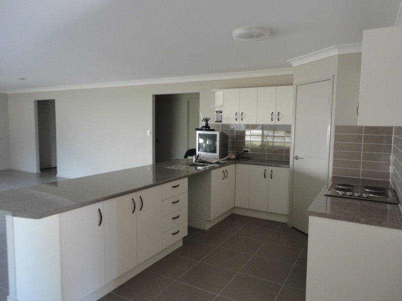 9 KAMAROOKA STREET, Beaudesert QLD 4285