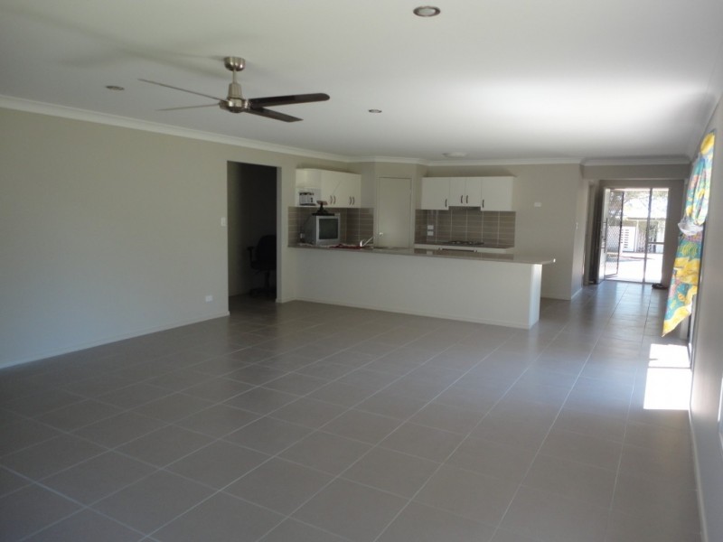 9 KAMAROOKA STREET, Beaudesert QLD 4285
