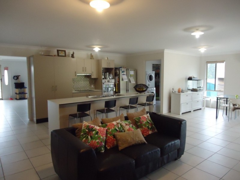 Gleneagle QLD 4285