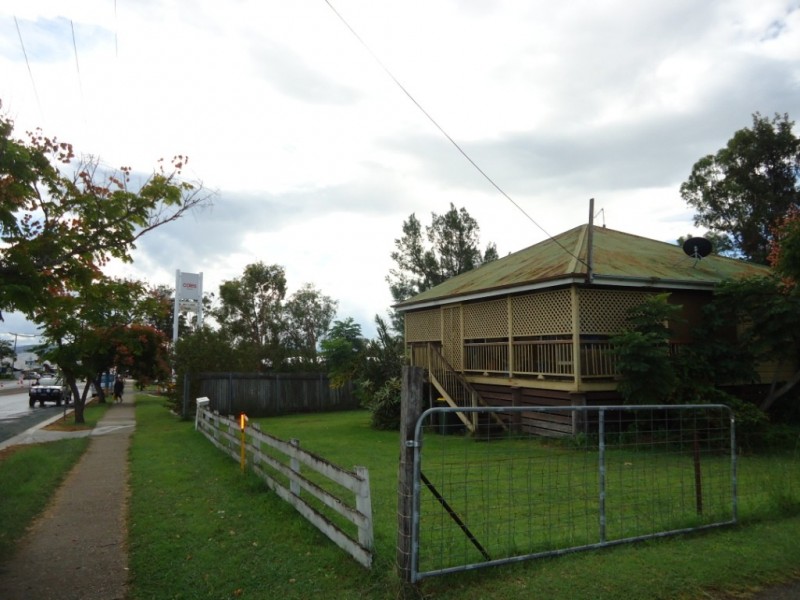 42-44 William Street, Beaudesert QLD 4285