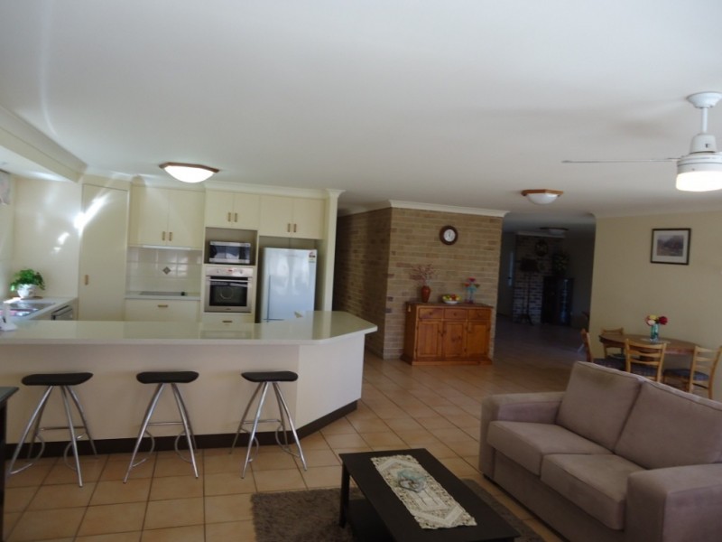 24 Caroline Court, Beaudesert QLD 4285