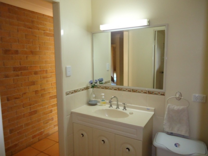 24 Caroline Court, Beaudesert QLD 4285