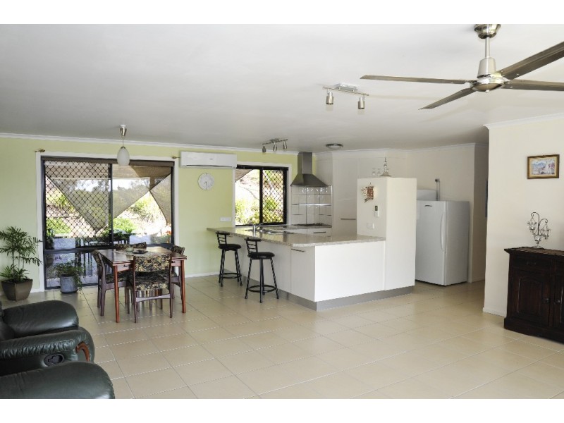 12 Charles Close, Kooralbyn QLD 4285