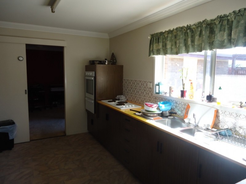 10 Cavell Avenue, Beaudesert QLD 4285