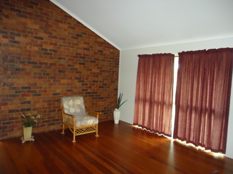 18 Laura Court, Beaudesert QLD 4285