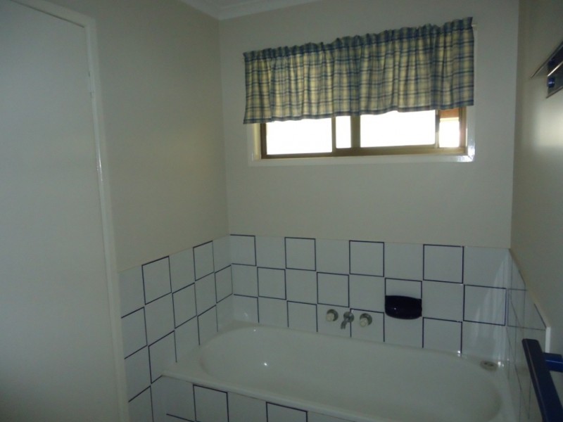 18 Laura Court, Beaudesert QLD 4285