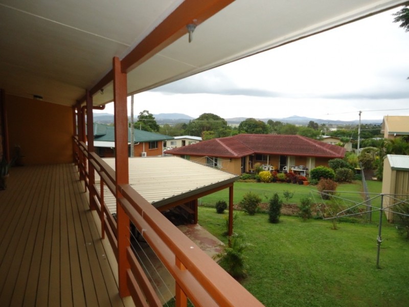 18 Laura Court, Beaudesert QLD 4285