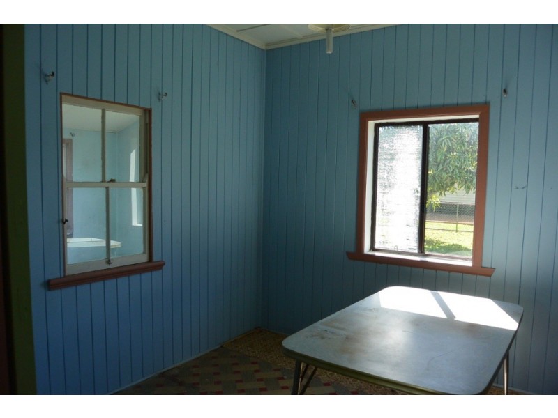 13 Hart Street, Beaudesert QLD 4285
