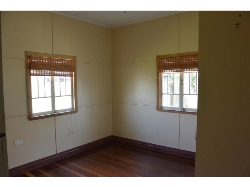 20 Bromelton St, Beaudesert QLD 4285