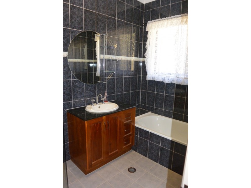 17-21 Aviemore Court, Mundoolun QLD 4285