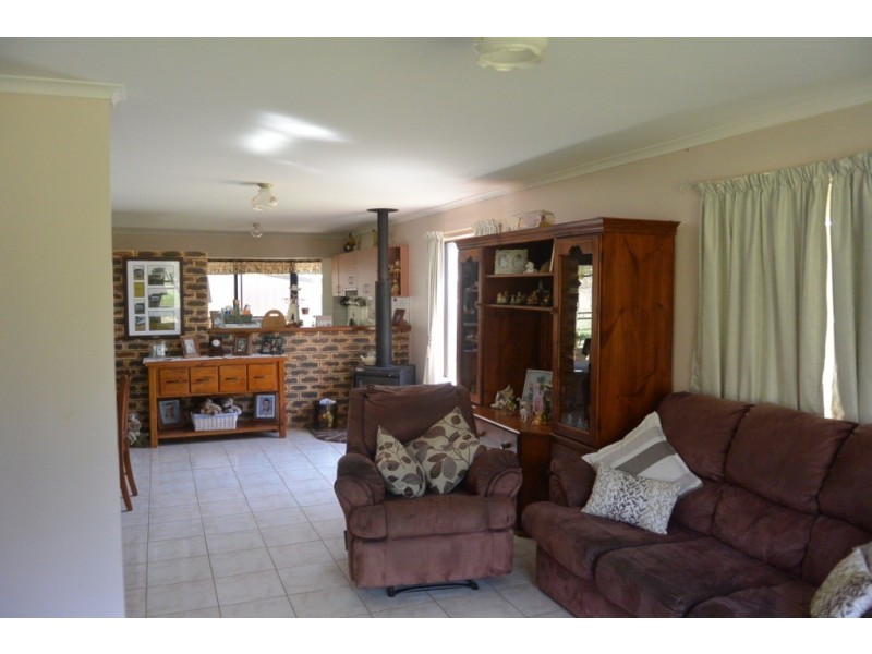 213 Oaky Scrub Road, Innisplain QLD 4285