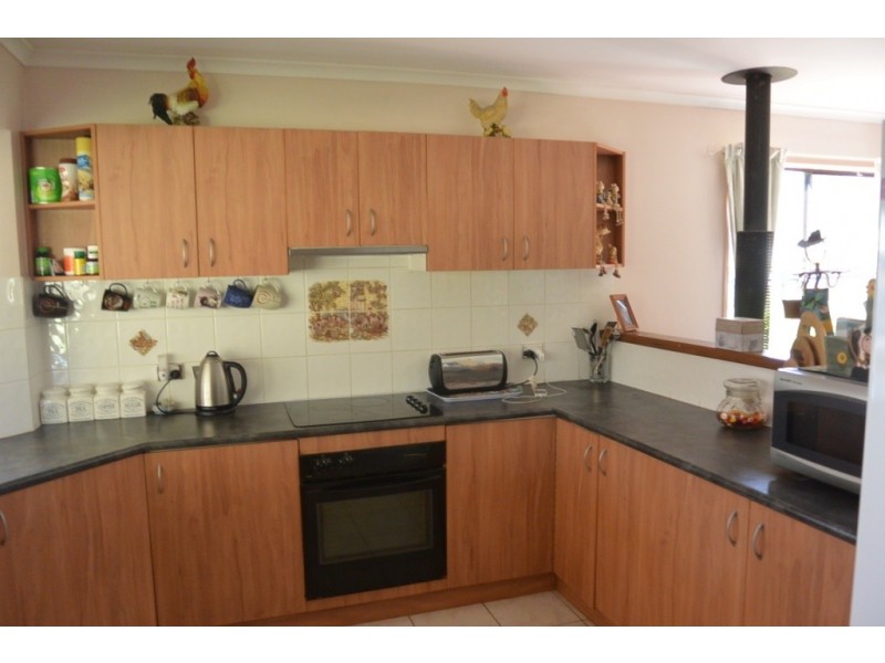 213 Oaky Scrub Road, Innisplain QLD 4285