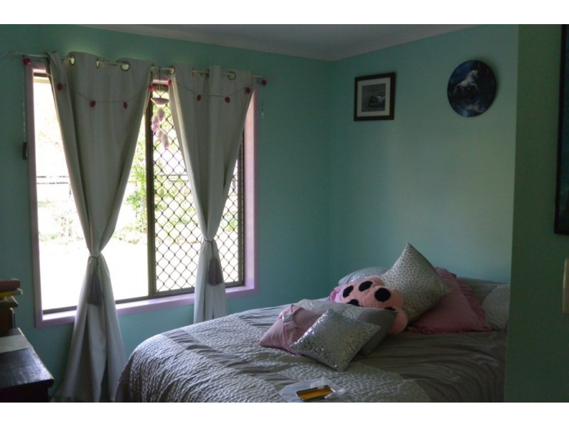 213 Oaky Scrub Road, Innisplain QLD 4285