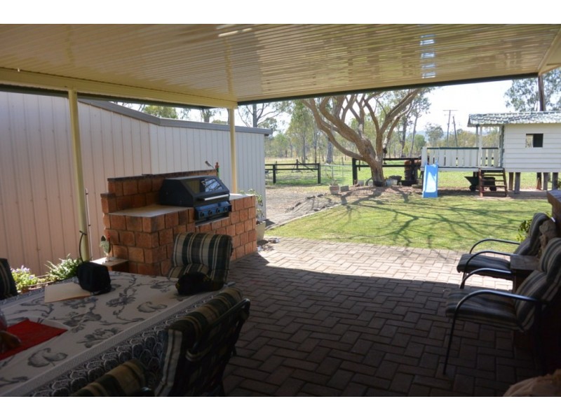 213 Oaky Scrub Road, Innisplain QLD 4285