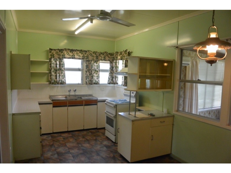 17 Mitchell St, Beaudesert QLD 4285