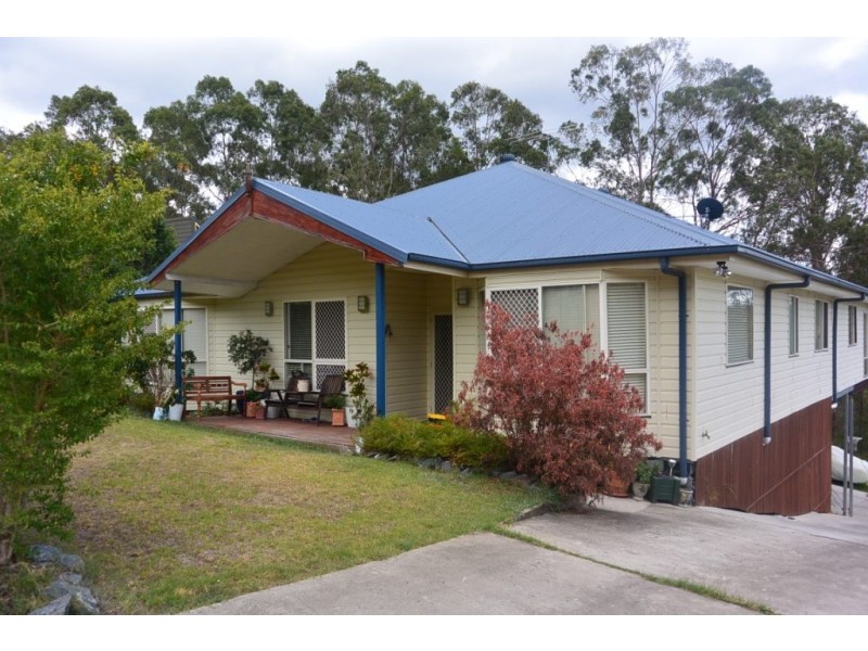 3 Lakeside Court, Beaudesert QLD 4285