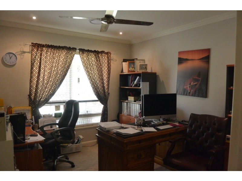 3 Lakeside Court, Beaudesert QLD 4285