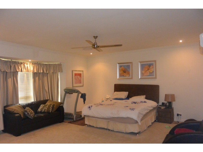 3 Lakeside Court, Beaudesert QLD 4285
