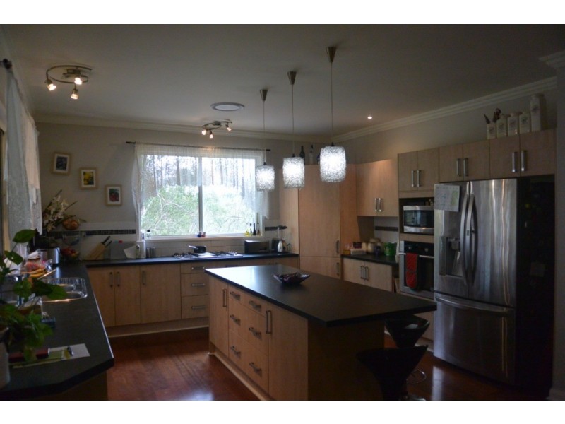 3 Lakeside Court, Beaudesert QLD 4285