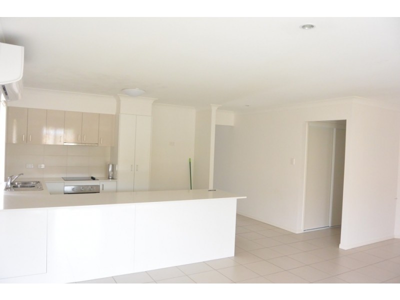 3 Phoebe Way, Beaudesert QLD 4285